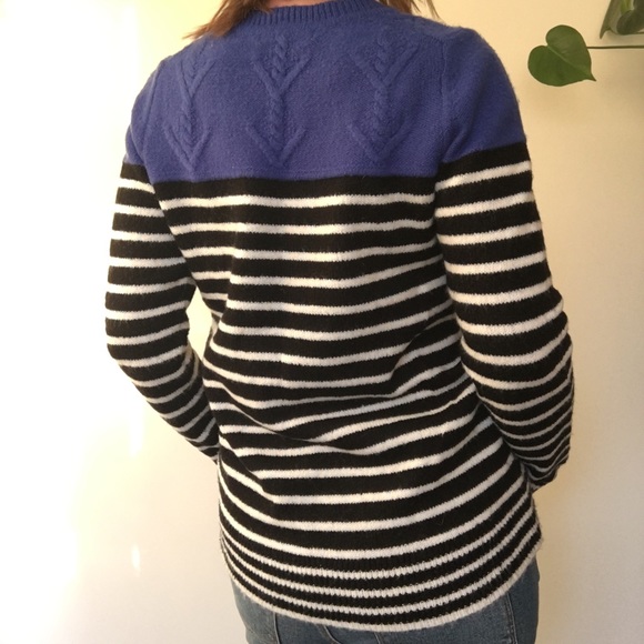 EUC GAP Striped Colorblock Pullover Sweater, size Medium ❤️ - Picture 4 of 8